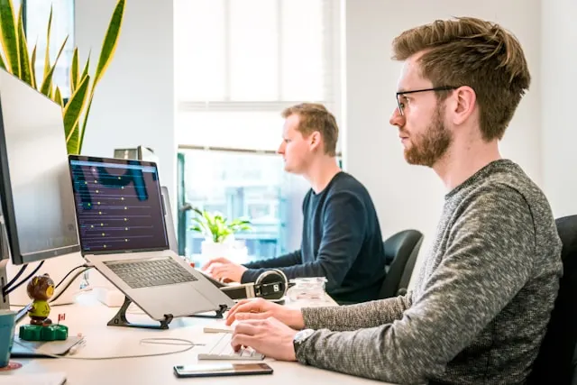 Contactez Cyber-Lid | Maintenance Informatique et Cybersécurité pour Entreprises 1 contacter une entreprise informatique